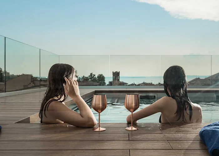 WANDERLUST HOTEL - SUITE&SPA - APARTMENTS&VILLAS - Bardolino, Lago di Garda - Verona